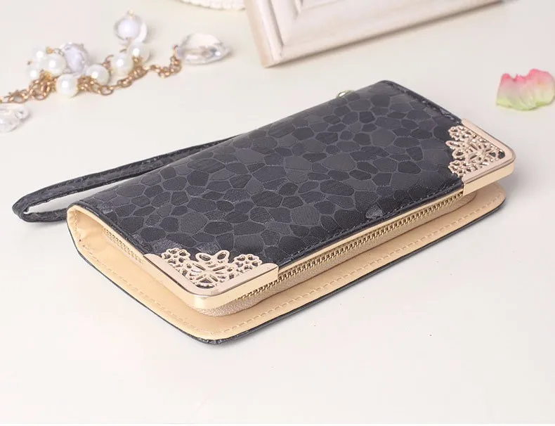 2704103273_1402800313